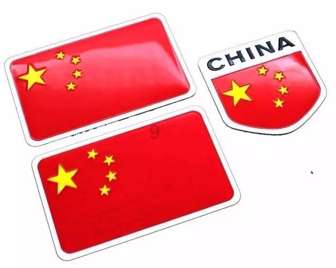 一位刚入职的新手老师，第一堂课应该怎么表现才是最稳妥的？